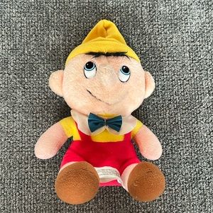 Pinnocio doll toy